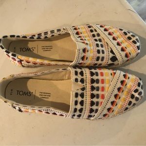 Toms Women’s Shoes Embroidered Design Colorful